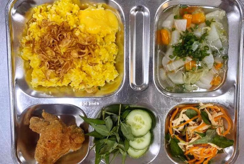 600 hoc sinh ngo doc o iSchool Nha Trang: 3 loai vi khuan trong mon canh ga chien-Hinh-2