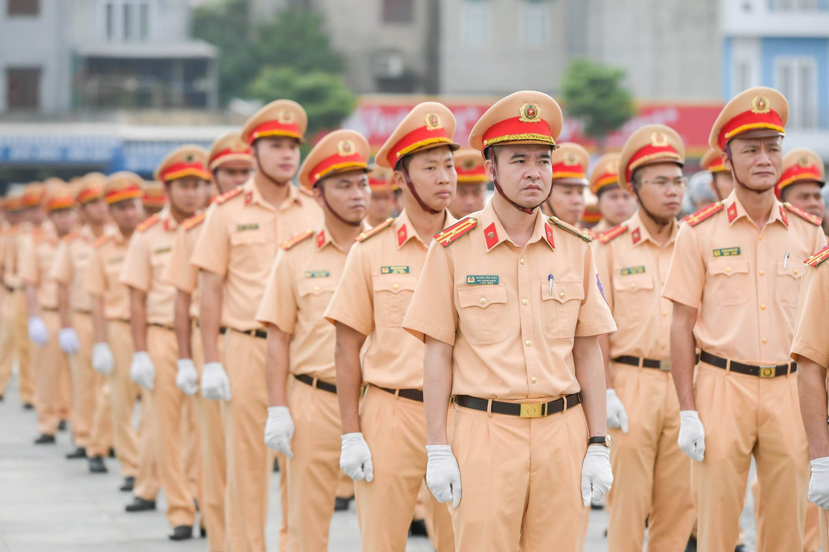 Hình ảnh lực lượng CSGT Hải Dương.