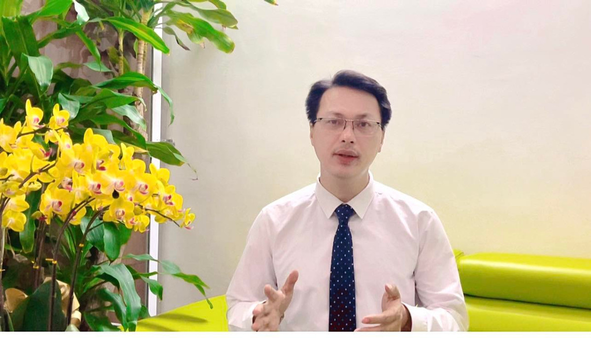 Người nhà bệnh nhân đập xe cấp cứu: Dấu hiệu vi phạm pháp luật - Hình 2 Nguoi nha benh nhan dap xe cap cuu: Dau hieu vi pham phap luat-Hinh-2