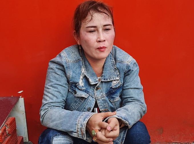  “Bà trùm” bảo kê Loan ‘Cá’: Ngày 5/5/2020, Công an tỉnh Đồng Nai đã bắt giữ Lý Thị Loan (Loan ‘Cá’, 41 tuổi) – cầm đầu băng nhóm thu tiền bảo kê hàng trăm tiểu thương, người bán tự phát trước cổng Khu công nghiệp (KCN) Thạnh Phú, huyện Vĩnh Cửu. Băng Loan ‘Cá’ hoạt đồng nhiều năm, ai không nộp tiền bảo kê sẽ bị Loan huy động đàn em đến dằn mặt. Loan cá còn hoạt động cho vay nặng lãi với lãi suất cao. Ngày 1/4/2022, TAND huyện Vĩnh Cửu (Đồng Nai) tuyên phạt Lý Thị Loan 5 năm tù về tội cưỡng đoạt tài sản.