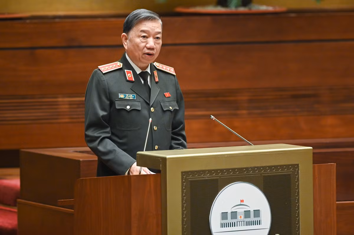 Phát ngôn “nóng” tại phiên thảo luận phòng chống tội phạm, tham nhũng Phat ngon “nong” tai phien thao luan phong chong toi pham, tham nhung