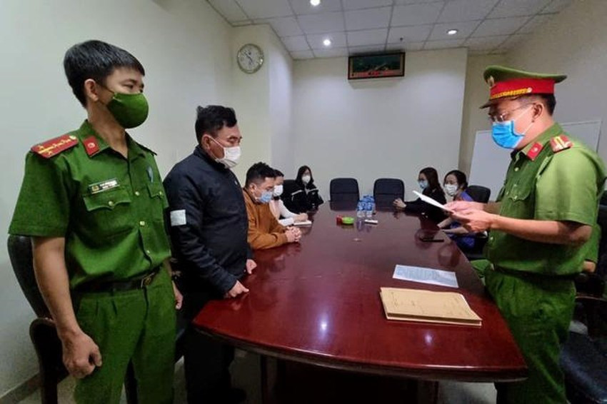 Khởi tố nguyên kế toán trưởng Công ty CP Đầu tư phát triển Nhà Đà Nẵng Khoi to nguyen ke toan truong Cong ty CP Dau tu phat trien Nha Da Nang