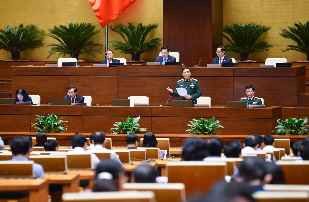 Bộ trưởng Bộ Quốc phòng Phan Văn Giang: “hiện nay, một số văn bản quy phạm pháp luật đã quy định cách thức, tiêu chí phân loại, đánh giá mức độ rủi ro do các loại hình thiên tai, dịch bệnh, sự cố. Dự thảo Luật Phòng thủ dân sự quy định tiêu chí đánh giá mức độ rủi ro của thảm họa, sự cố gồm: Phạm vi ảnh hưởng, khả năng lan rộng của thảm hoạ, sự cố; Đặc điểm địa lý tự nhiên, kinh tế - xã hội của địa bàn chịu ảnh hưởng của thảm họa, sự cố; Diễn biến, khả năng gây thiệt hại và thiệt hại của thảm họa, sự cố; Khả năng ứng phó với thảm họa, sự cố của chính quyền địa phương và lực lượng tham gia phòng thủ dân sự”.