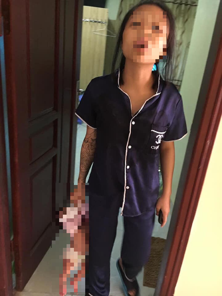  Mẹ đẻ bạo hành con ruột 1 tháng tuổi: Ngày 11/6/2019, do mâu thuẫn với Nguyễn Văn Trung (TP Bắc Ninh) – người sinh sống như vợ chồng, chiều 11/6/2019, Nguyễn Diệu Thúy (quê Thái Bình) đã túm áo, xách con mới sinh chưa đầy một tháng của hai người. Công an huyện Quế Võ sau đó vào cuộc, rất may khi đó cháu bé chưa bị tổn thương về sức khỏe.Tuy nhiên, hành động của người mẹ khiến dư luận bức xúc, lên án.