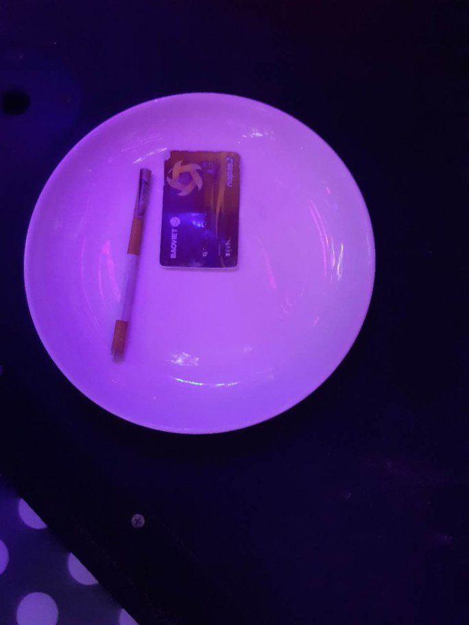 Nhiều nam nữ ở Quảng Nam vào quán karaoke chơi ma túy - Hình 2 Nhieu nam nu o Quang Nam vao quan karaoke choi ma tuy-Hinh-2