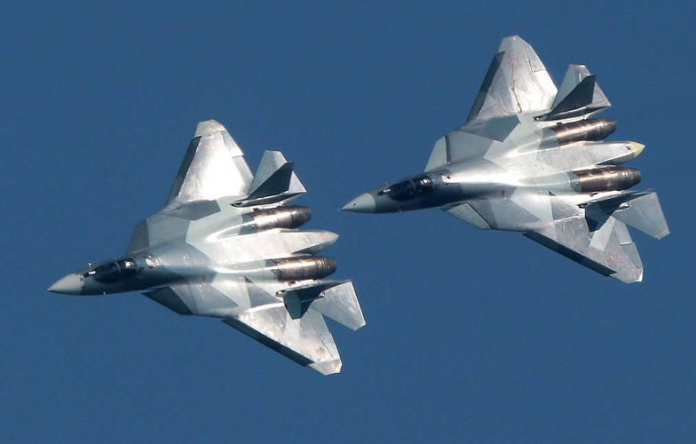 Phi công thử nghiệm Mitchsey Gorshkov, người điều khiển chiếc Su-57 bị rơi hôm 24/12/2019 từng gặp phải một vụ tai nạn máy bay tương tự trong quá khứ.