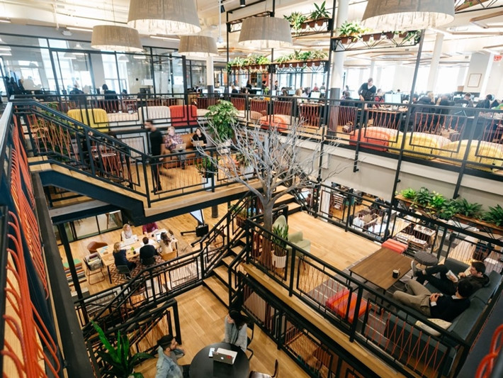 6. WeWork (2010) Định giá: 21,1 tỷ USD Vòng gọi vốn mới nhất: 3 tỷ USD (8/2017)