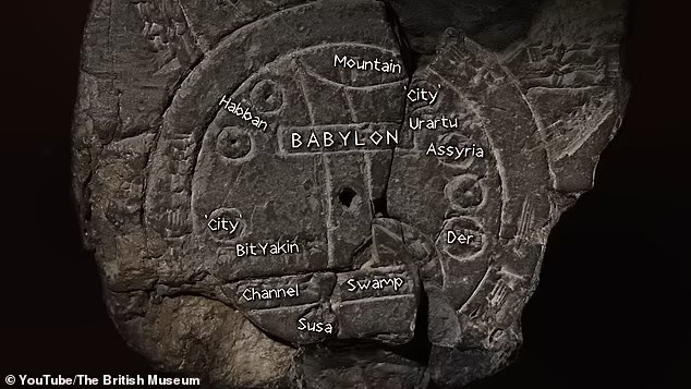 Bản đồ trên tấm đất sét Imago Mundi mô tả Lưỡng Hà - hay vùng đất "giữa các con sông" - một khu vực lịch sử ở Trung Đông được cho là toàn bộ "thế giới đã biết" vào thời điểm đó. Tấm bản đồ cũng xác nhận niềm tin của người Babylon vào Thần sáng tạo vĩ đại là Marduk và các sinh vật và quái vật thần thoại như người bọ cạp và Anzu - loài chim có đầu sư tử. Ảnh: Youtube/The British Museum.