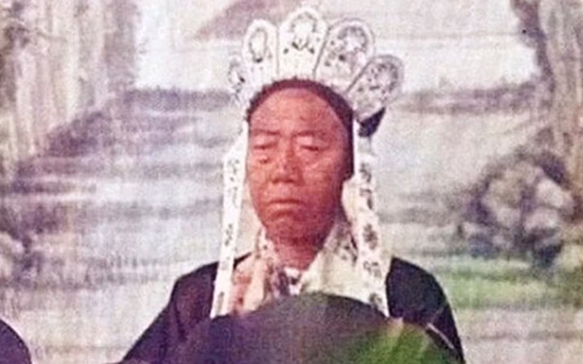 Đầu tiên là việc Lý Liên Anh là một người thông minh. Thái giám này rất giỏi "nhìn mặt, đoán ý" của Từ Hi Thái hậu. Không ít lần, Lý Liên Anh nghĩ ra những kế sách toàn vẹn giúp chủ nhân giải quyết những "phiền muộn" chính sự cũng như chuyện hậu cung.