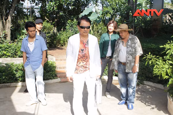 Nghệ sĩ Hai Nhất thủ vai trùm Du Lãng trong phim mới.