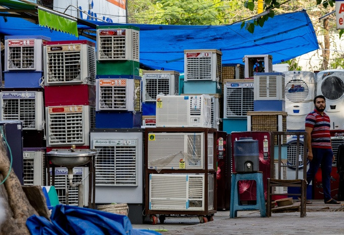 Một trong những chất làm mát phổ biến hiện nay là hydrofluorocarbons (HFC), có khả năng làm ấm Trái đất lên gấp 1.000 lần so với carbon dioxide.