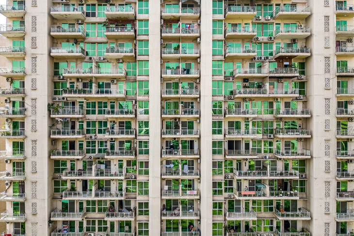 Trong những thập kỷ gần đây, nhu cầu về máy điều hòa không khí ngày càng tăng cao. Đặc biệt, vào những tháng mùa Hè, doanh số bán hàng của các cửa hàng điện máy tăng vọt khi nhiều gia đình, công ty, doanh nghiệp... mua và lắp đặt máy điều hòa không khí để có không gian sinh hoạt, học tập và làm việc trở nên mát mẻ, dễ chịu.