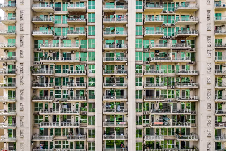 Trong những thập kỷ gần đây, nhu cầu về máy điều hòa không khí ngày càng tăng cao. Đặc biệt, vào những tháng mùa Hè, doanh số bán hàng của các cửa hàng điện máy tăng vọt khi nhiều gia đình, công ty, doanh nghiệp... mua và lắp đặt máy điều hòa không khí để có không gian sinh hoạt, học tập và làm việc trở nên mát mẻ, dễ chịu.