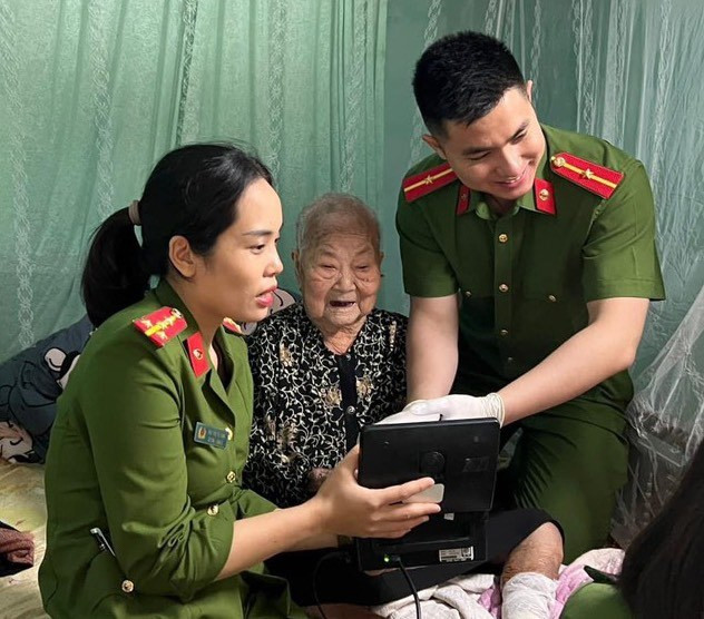 Lam CCCD cho hon 5.000 nguoi trong 3 ngay nghi le