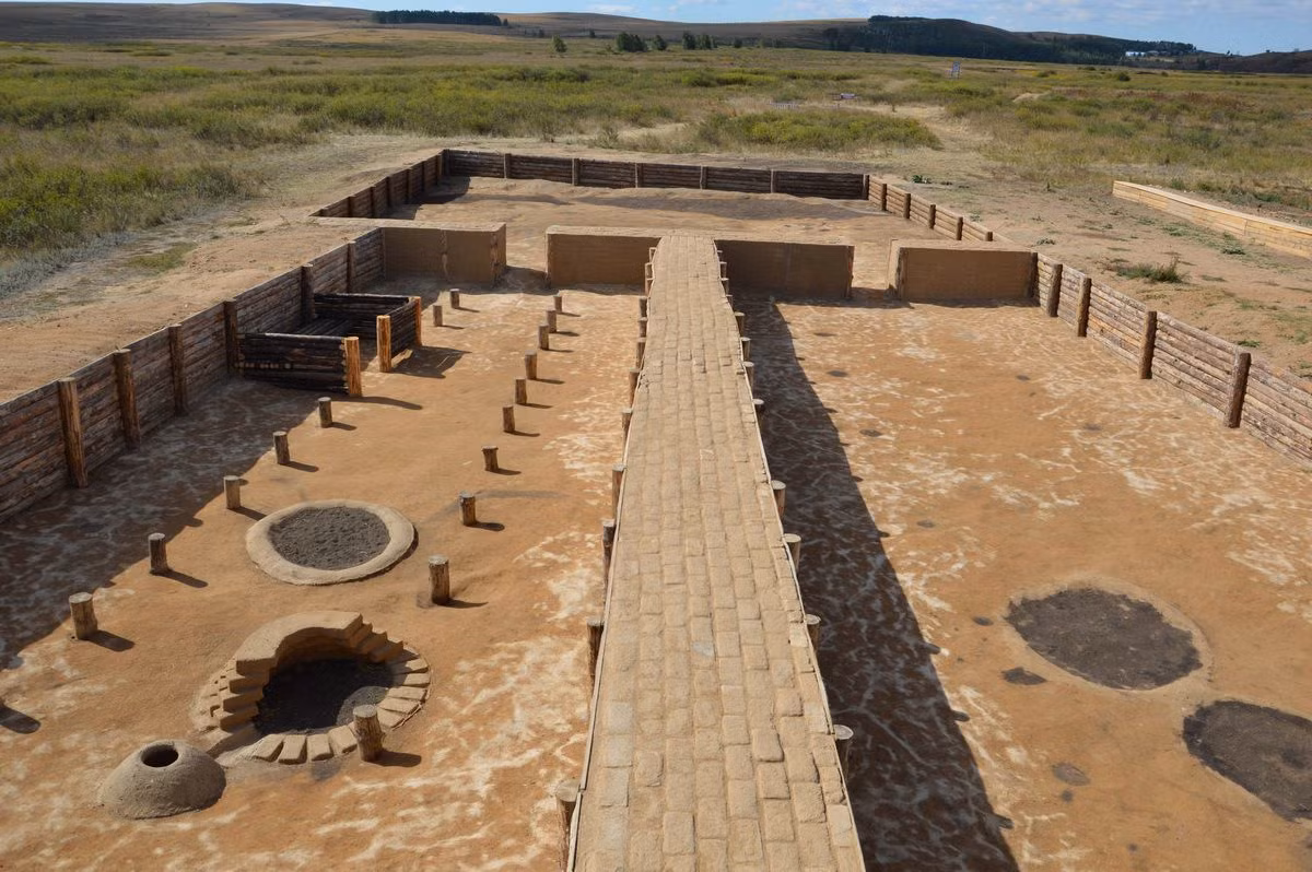 Với phát hiện này, giới nghiên cứu nhận định người dân sống ở Arkaim đã từng thực hiện tập tục bó đầu cho trẻ con để khiến cho phần đầu bị biến dạng.