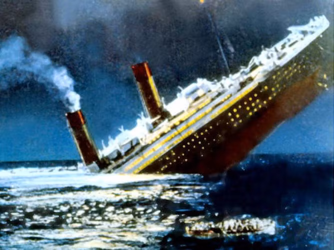 Anh em nhà Navratil bị cha đẻ bắt cóc và đưa lên tàu Titanic để ba cha con bắt đầu cuộc sống mới ở Mỹ. Trước đó, Michel và Edmond được mẹ nuôi dưỡng, chăm sóc.