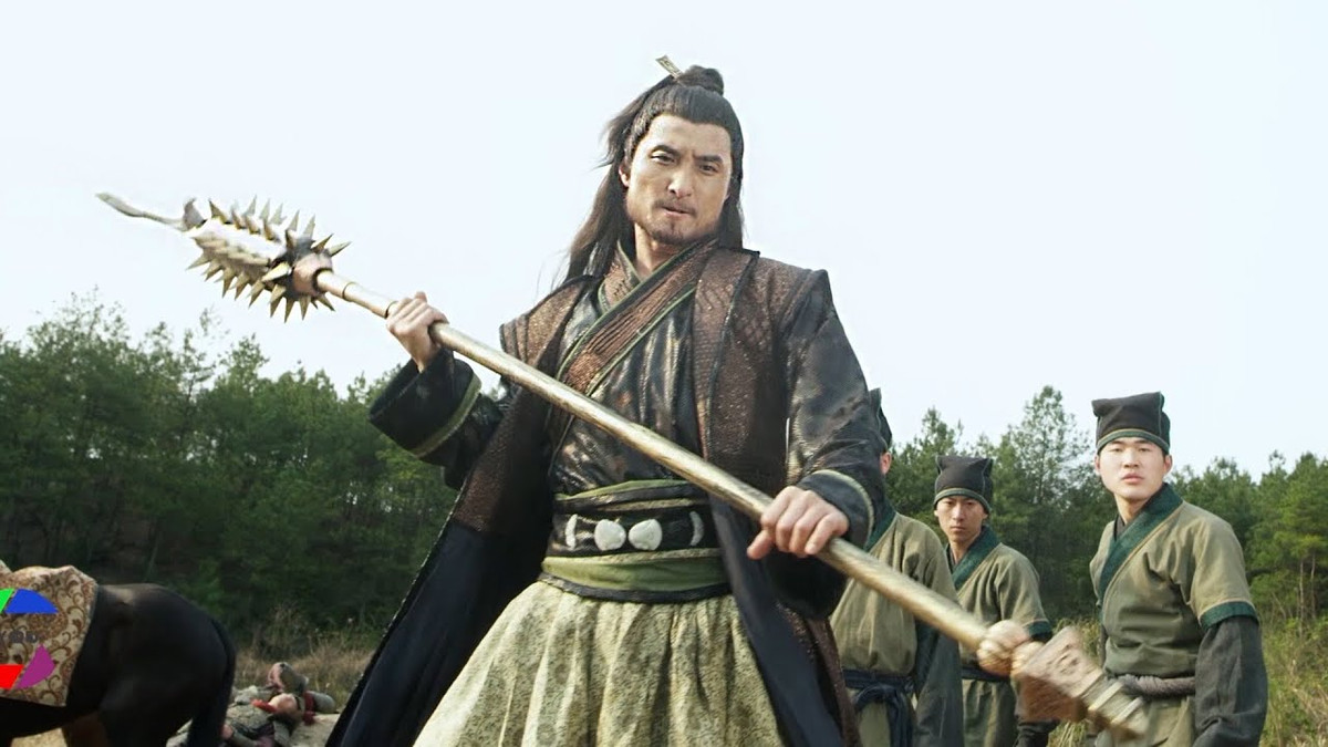 Lâm Xung giết chết nhiều kẻ thù mạnh như: Ô Trực, đô giám binh mã Mã Vạn Lý, huynh đệ Hạ Sách của nước Liêu, Ngũ Túc, Nghê lân... Ngay cả khi dùng tay không và chân bị xiềng xích, Lâm Xung giao đấu bất phân thắng bại với Lỗ Trí Thâm.