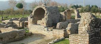 Các chuyên gia kiểm tra khoáng chất bằng quang phổ và xác định được nó tạo nên từ nhiều dạng canxi carbonat khác nhau. Trong đó, nhiều loại thể hiện rõ qua quang phổ là được tạo ra bởi nhiệt độ khắc nghiệt.