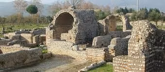 Các chuyên gia kiểm tra khoáng chất bằng quang phổ và xác định được nó tạo nên từ nhiều dạng canxi carbonat khác nhau. Trong đó, nhiều loại thể hiện rõ qua quang phổ là được tạo ra bởi nhiệt độ khắc nghiệt.