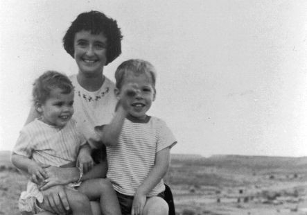 Về đời sống cá nhân, giáo sư Beatrice kết với với nhà vật lý Brian Tinsley vào năm 1961. Bảy năm sau, vợ chồng bà lần lượt nhận 2 con nuôi gồm 1 bé trai và 1 bé gái. Bà cùng chồng vừa chăm sóc hai con vừa theo đuổi đa mê nghiên cứu khoa học.