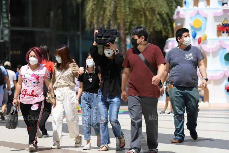 Trong khi đó, ông Benjamin Horton, Giám đốc Đài quan sát Trái đất Singapore tại Đại học Công nghệ Nanyang, cho rằng, sóng nhiệt ở châu Á liên tục phá vỡ các kỷ lục không thể chỉ bắt nguồn từ El Nino. Ông tin rằng vẫn còn những nguyên nhân khác nữa. Trái đất đang ngày càng nóng lên với độ ẩm trong khí quyển cao hơn đáng kể.