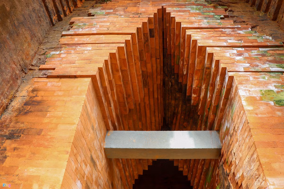 Theo Ban quản lý dự án đầu tư xây dựng tỉnh Quảng Nam, việc bảo tồn, tu bổ, phục hồi tháp Bắc với diện tích khoảng 57 m2, chiều cao tháp là khoảng 16,9 m; tháp Giữa với diện tích khoảng 75m 2, chiều cao tháp là khoảng 18,7 m.