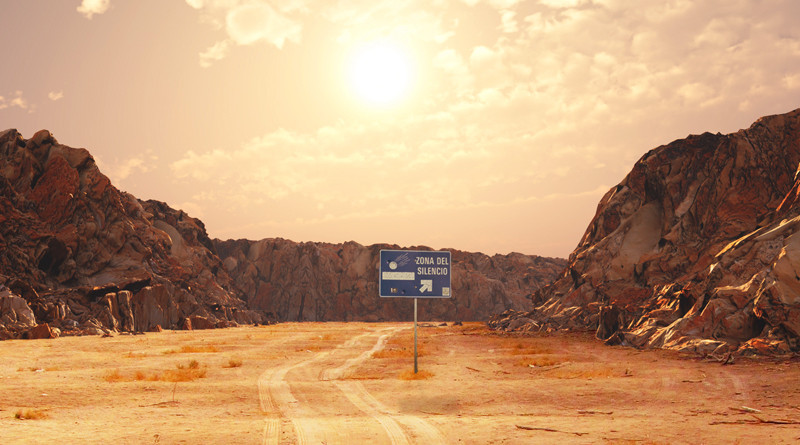 Du khách cho rằng dường như "Vùng im lặng" được bảo vệ bởi một vách ngăn vô hình khiến các sóng điện từ, tín hiệu vô tuyến không hoạt động như khi ở những địa điểm khác.