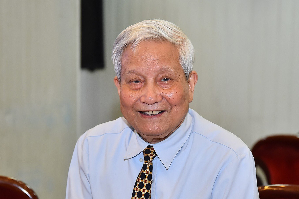 Tong Bi thu Nguyen Van Linh va ten goi 