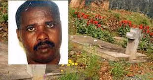 Nạn diệt chủng Rwanda còn được gọi là Diệt chủng người Tutsi, là vụ giết người hàng loạt do chính quyền Rwanda dưới sự lãnh đạo của đa số người Hutu nhắm tới sắc tộc Tutsi ở nước này. Theo ước tính, 500.000 - 1.000.000 người Rwanda, tức 70% dân số người Tutsi, bị sát hại trong 100 ngày diễn ra nạn diệt chủng, từ ngày 7/4 đến giữa tháng 7 năm 1994. Bên cạnh đó, 30% người Pygmy bị giết.