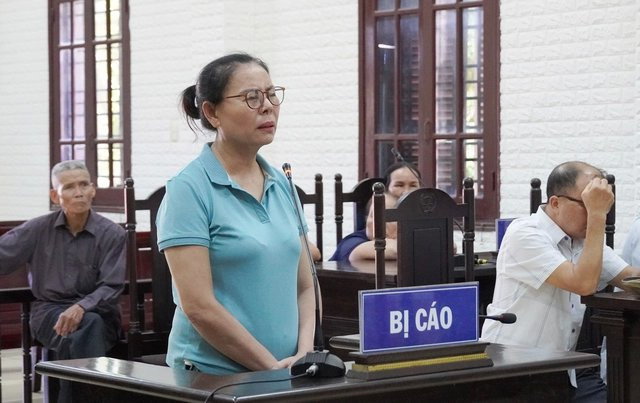 “Nữ quái” lừa chạy việc ở Quảng Bình lĩnh 14 năm tù “Nu quai” lua chay viec o Quang Binh linh 14 nam tu