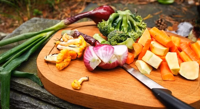 Nhung sai lam khien rau cu cang rua cang ban, mat chat dinh duong-Hinh-2