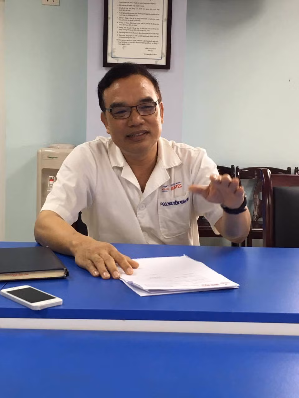 Co can cho mam, muoi vao chao, bot cua tre duoi 1 tuoi?-Hinh-2