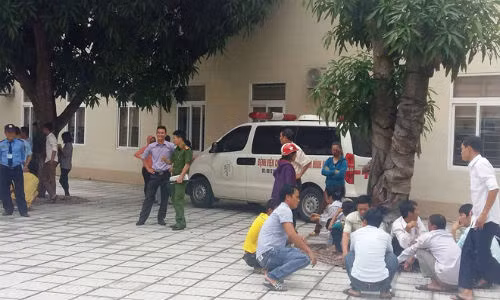 Bệnh nhân tử vong sau khi tiêm thuốc kháng sinh Benh nhan tu vong sau khi tiem thuoc khang sinh