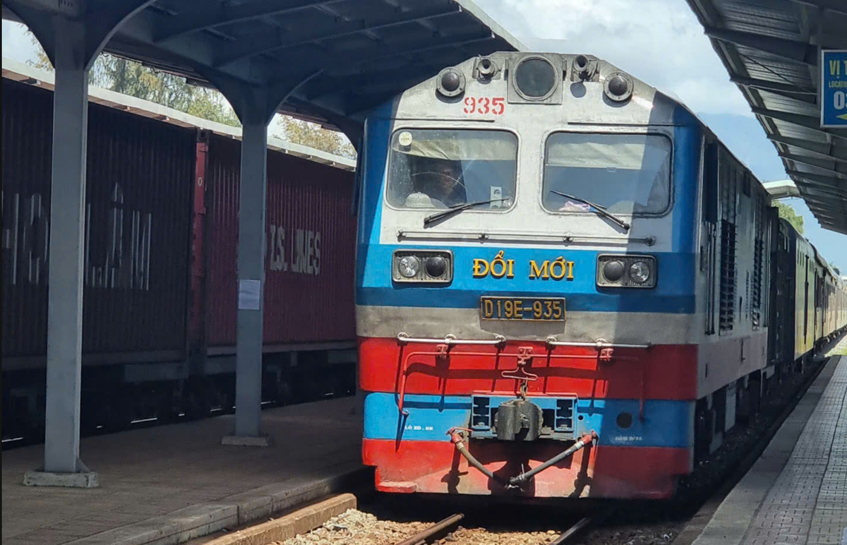 Đường sắt Việt Nam gia hạn gói thầu mua dầu diesel hơn 1.316 tỷ đồng Duong sat Viet Nam gia han goi thau mua dau diesel hon 1.316 ty dong