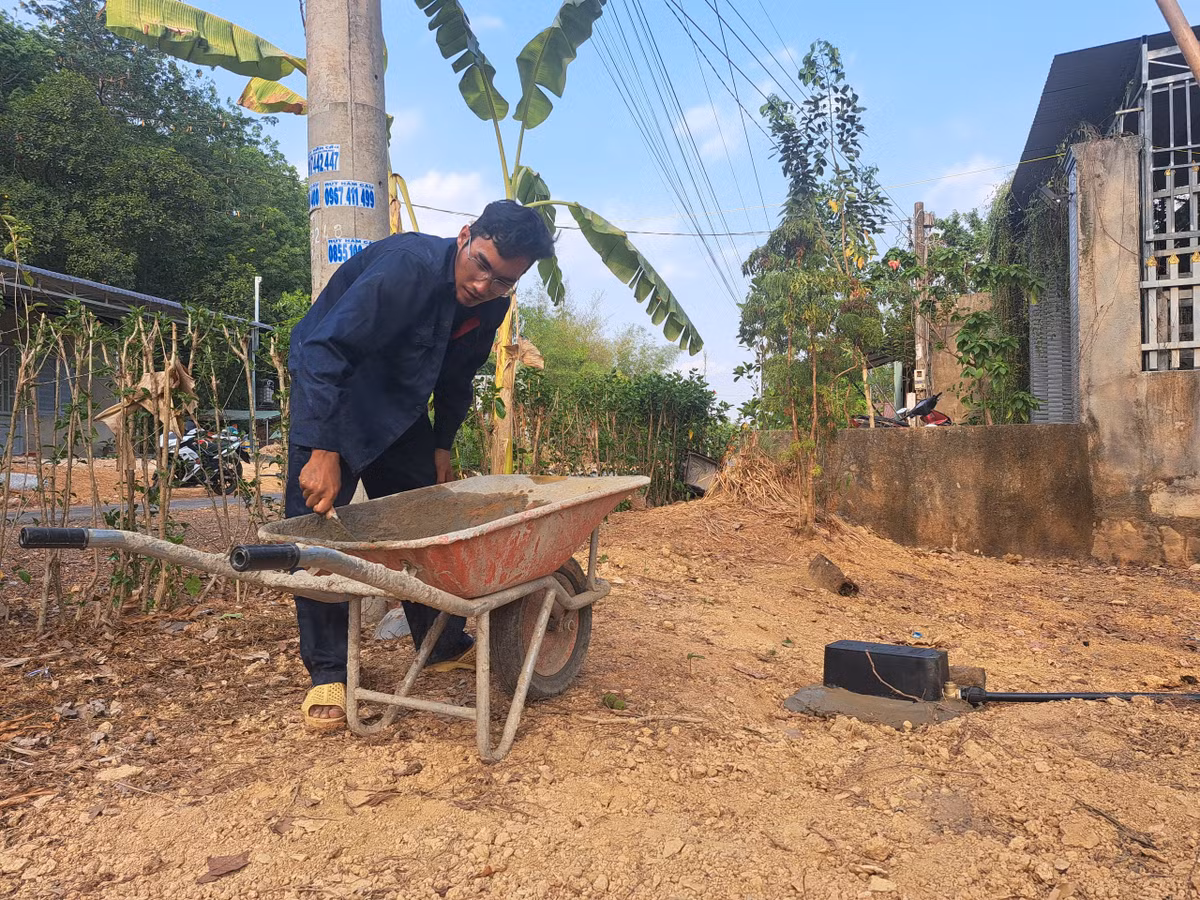 Nuoc da ve voi hang tram ho dan o Binh Phuoc-Hinh-7