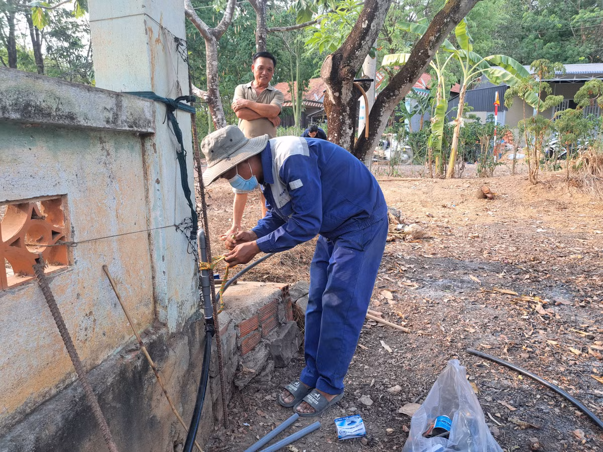 Nuoc da ve voi hang tram ho dan o Binh Phuoc-Hinh-6