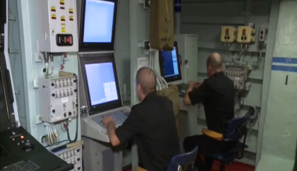 Ten lua hanh trinh Nga ha be su ngao man cua My-Hinh-2