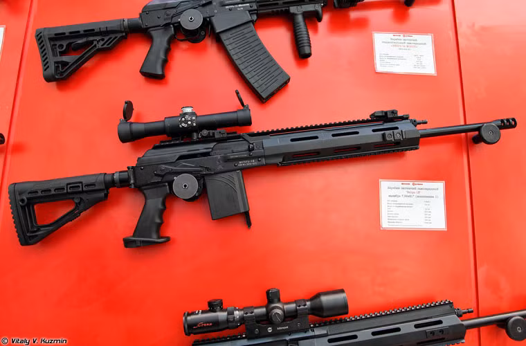 Súng Vepr-1V VPO-127 dùng cỡ đạn 7,62x51mm chuẩn NATO.