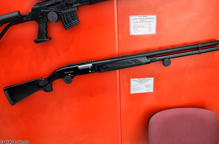 Súng săn Bekas-Auto VPO-201.