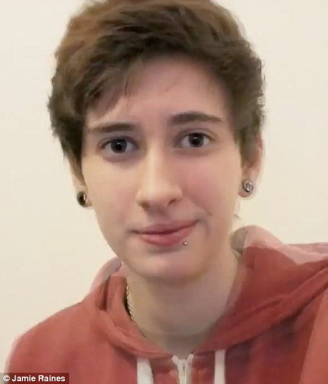 Chàng sinh viên chuyển giới bắt đầu thực hiện liệu pháp thay thế hormone vào năm 18 tuổi. Ban đầu, Jamie quyết định sẽ ghi lại quá trình được trở về với giới tính thật của mình trong 1 năm