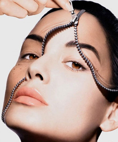 Sau 2 phút, rửa sạch bằng nước và dùng khăn mặt mềm lau khô. Bạn sẽ có làn da bừng sáng.