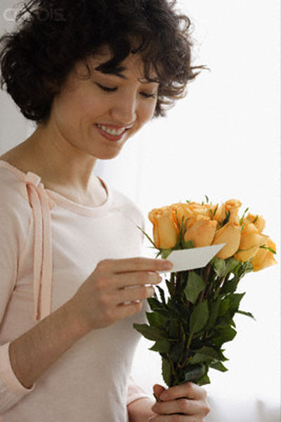 Cảm ơn em vì những điều đã làm cho anh, dù là nhỏ nhất. Những người vợ đảm đang vẫn luôn chăm sóc cho chồng mình từ những tiểu tiết, dù đôi khi bạn chẳng bao giờ chú ý đến, nhưng không phải ai cũng có thể làm được cho bạn. Hãy cho nàng biết rằng bạn cũng rất quan tâm đến nàng và luôn đánh giá cao sự quan tâm chăm sóc của nàng đối với mình.