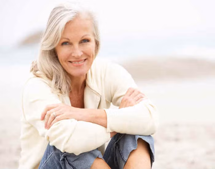 Cải thiện lưu thông máu. Một trong những lợi ích tốt nhất của việc không mặc áo ngực là nó giúp cải thiện lưu thông máu đến ngực. Điều này không chỉ giúp cho ngực luôn săn chắc, mịn màng mà còn phòng ngừa các tác nhân gây lỗi tế bào, mầm mống của ung thư.