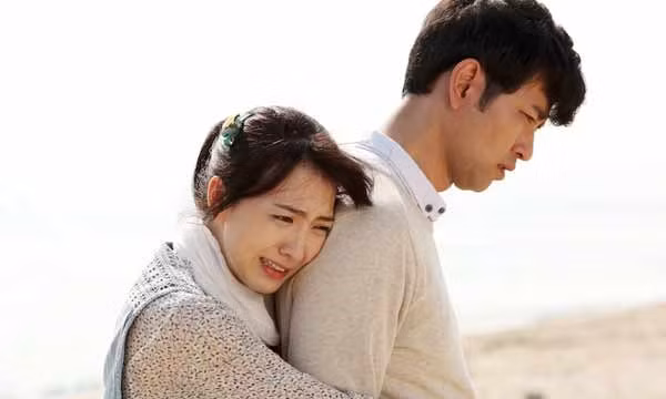 Soc nang vi vo cu quay lai xin mot dua con