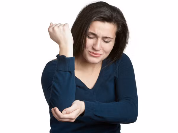 Bên cạnh đó, canh miso là một nguồn phong phú các canxi, isoflavone và vitamin K, tất cả cùng giúp cải thiện và duy trì sức khỏe cho xương. Nó cũng giúp giảm thiểu nguy cơ mắc bệnh loãng xương.