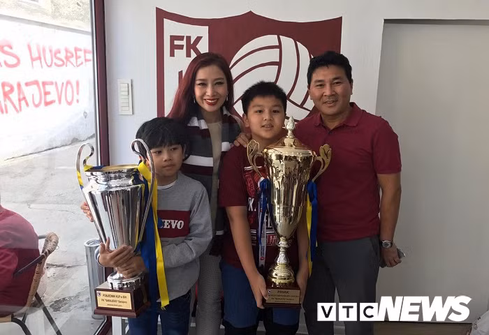 Ung vien Pho chu tich VFF so huu doi bong gay soc o Champions League