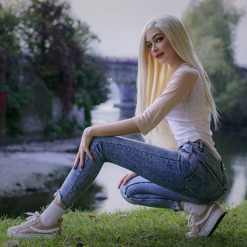 Kể cả những người không thích game cũng dành sự quan tâm đặc biệt cho Karina Kozyreva bởi nhan sắc đậm nét đẹp Nga của cô.