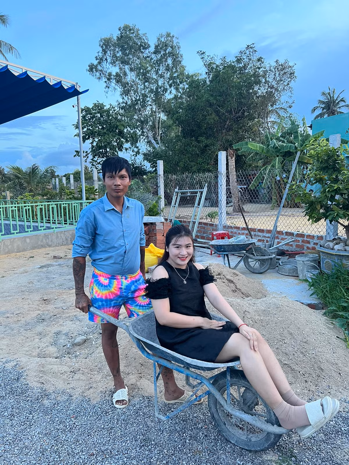 Sau những thông tin sai sự thật đó, hiện tại Lộc Fuho đã quay trở lại cuộc sống bình thường.