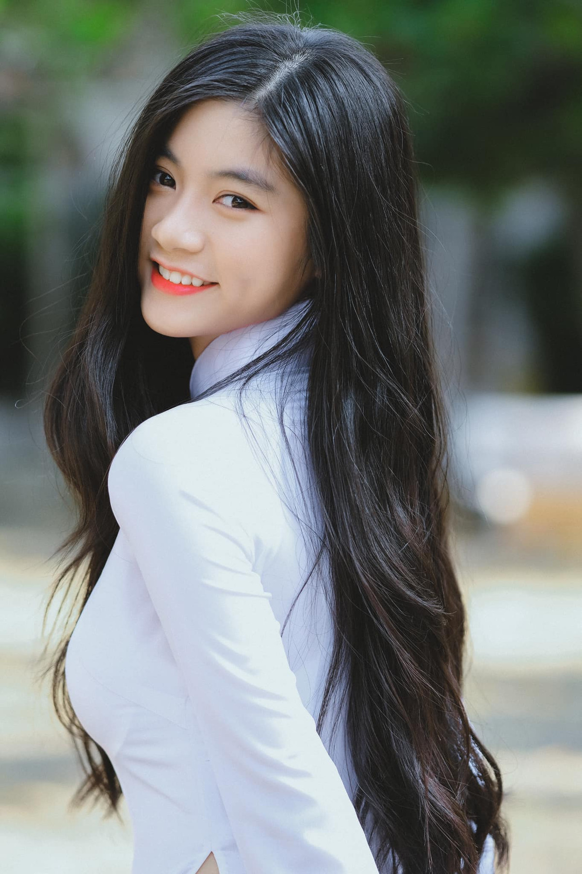 Vừa qua, hot girl này vừa chia tay bạn trai streamer nổi tiếng sau 4 năm yêu. Đáng chú ý, lời đề nghị đường ai nấy đi được cô nói ngay trong đêm Giáng sinh khiến cư dân mạng tiếc nuối.