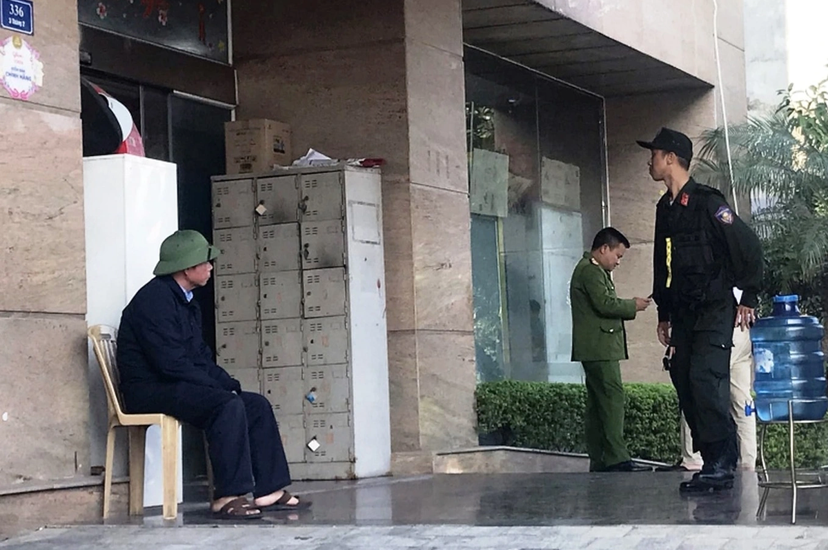 Khám xét trụ sở Cty Vận tải Hải Hà vì nợ thuế hơn 1.736 tỷ Kham xet tru so Cty Van tai Hai Ha vi no thue hon 1.736 ty